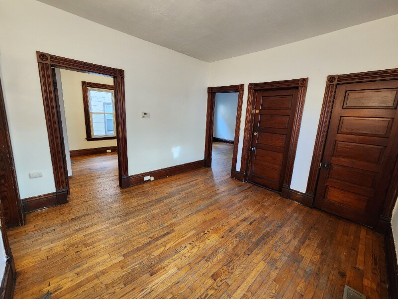 118 Colfax St NE in Grand Rapids, MI - Building Photo