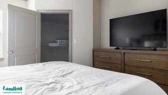 18021 Kingsland Blvd in Houston, TX - Building Photo