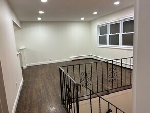 965 Suffolk Ave in Brentwood, NY - Building Photo - Building Photo