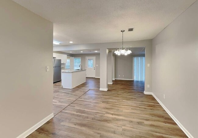 459 Utoy Cir SW in Atlanta, GA - Building Photo - Building Photo