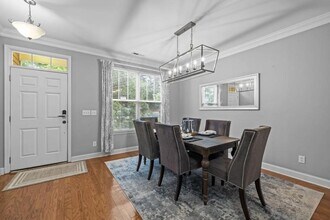 552 Stobhill Ln in Holly Springs, NC - Building Photo - Building Photo