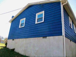 2141 Robin Hood Ct in Danville, VA - Foto de edificio - Building Photo