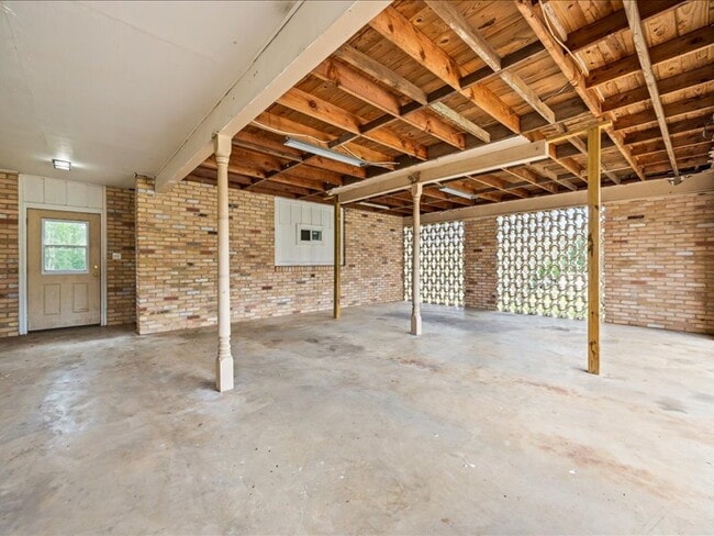 603 C St in Floresville, TX - Building Photo - Building Photo