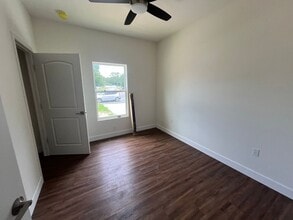 207 SW Rose Pointe Pl in Lake City, FL - Building Photo - Building Photo