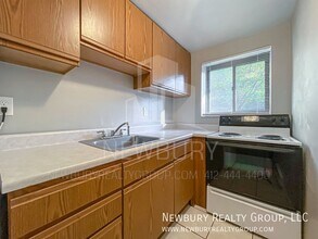 1459 Poplar St in Pittsburgh, PA - Building Photo - Building Photo