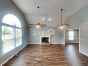 203 Saint Pauls Ln in Smyrna, TN - Building Photo - Building Photo