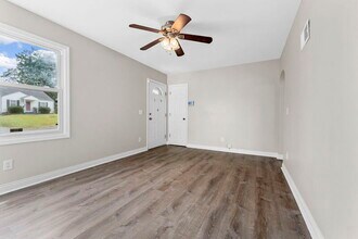 7715 Horatio Dr in St. Louis, MO - Building Photo - Building Photo