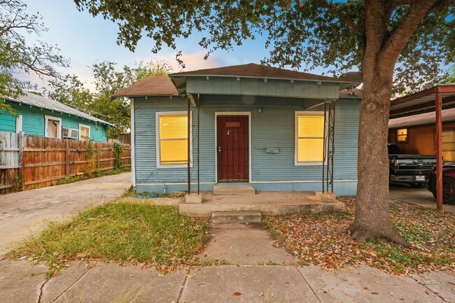 322 Utah St in San Antonio, TX - Building Photo - Building Photo