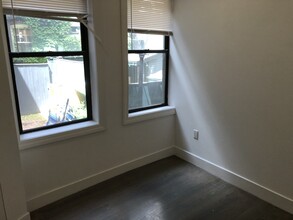 27 Phillips St, Unit 2 in Boston, MA - Building Photo - Building Photo