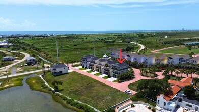 3610 Niko Ct in Galveston, TX - Building Photo - Building Photo