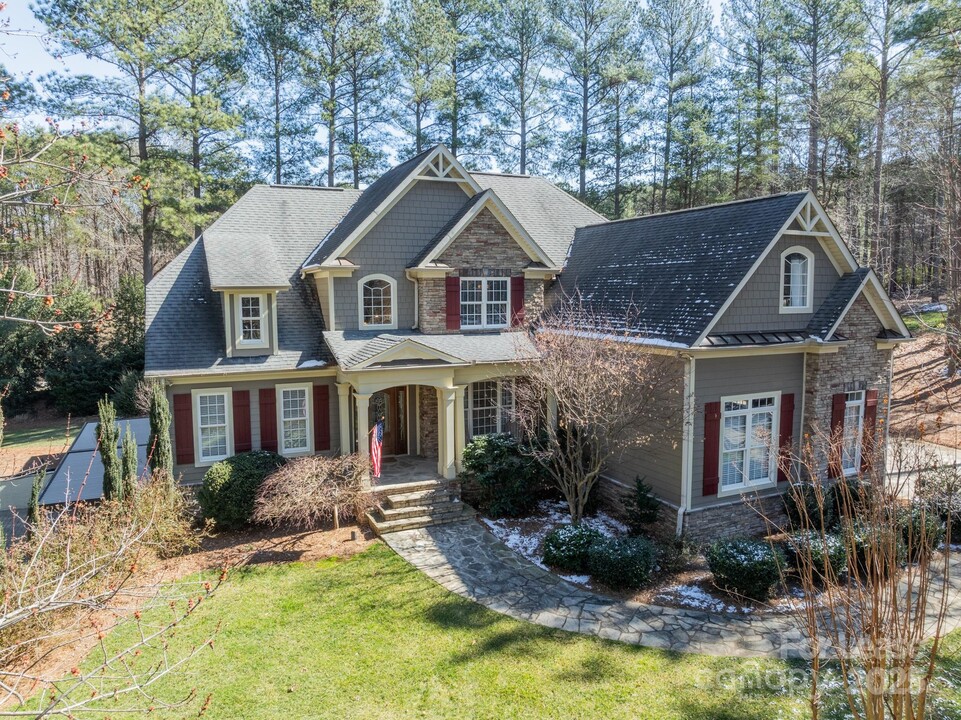 4552 Sawgrass Ct in Denver, NC - Building Photo