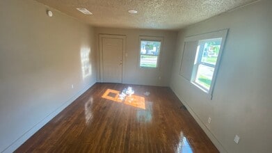 3440 Hollywood St in Baton Rouge, LA - Building Photo - Building Photo