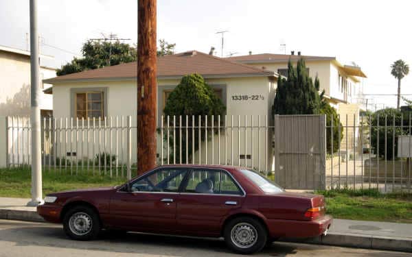 13318-13322 1/2 S Vermont Ave in Gardena, CA - Building Photo - Building Photo