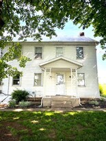 437 Walnut Bottom Rd in Shippensburg, PA - Building Photo