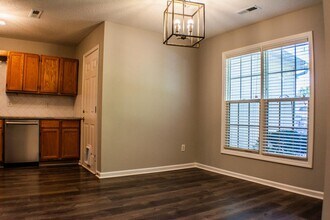 1925 Cedar Ridge Ln in Winston-Salem, NC - Building Photo - Building Photo