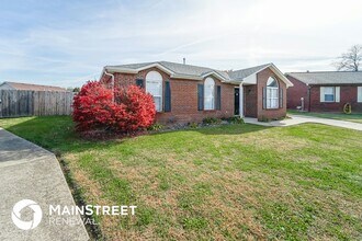 8205 Krystle Ridge Pl in Louisville, KY - Building Photo - Building Photo