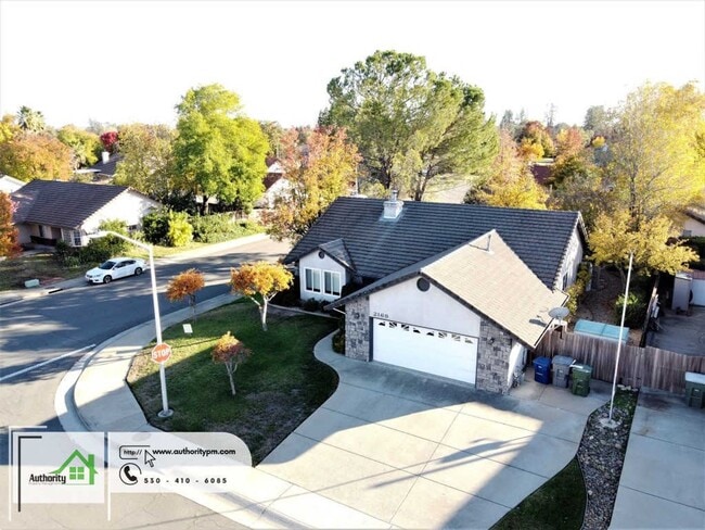 2169 Sophy Pl in Redding, CA - Building Photo - Building Photo