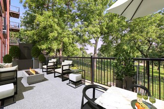 Luxe at Union Hill in Kansas City, MO - Foto de edificio - Building Photo