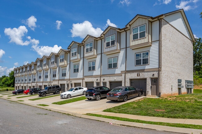 The Villas at Charleston Oaks in Clarksville, TN - Building Photo - Building Photo