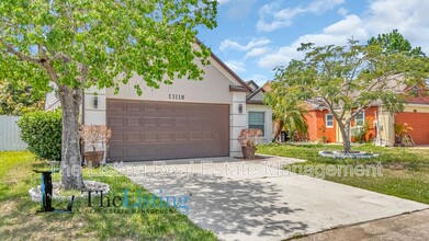 13118 San Antonio Woods Ln in Orlando, FL - Building Photo - Building Photo