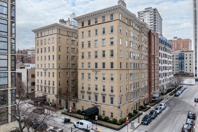 70 East Scott West Wing