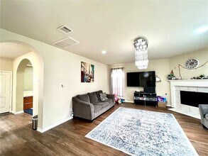 3648 Blue Spruce Dr in Euless, TX - Building Photo - Building Photo