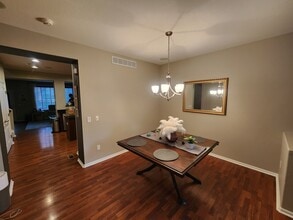 9509 Cedarhurst Ln, Unit B in Highlands Ranch, CO - Foto de edificio - Building Photo