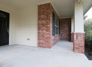 14715 Country Rose Ln in Cypress, TX - Foto de edificio - Building Photo