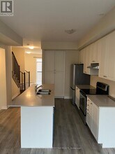 185-185 Bedrock Dr in Hamilton, ON - Building Photo - Building Photo