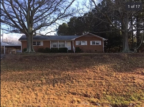 property at 1060 Hull Rd