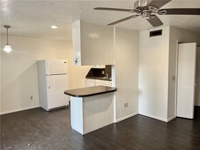 1807 Suzanne Dr in Weatherford, OK - Building Photo - Building Photo