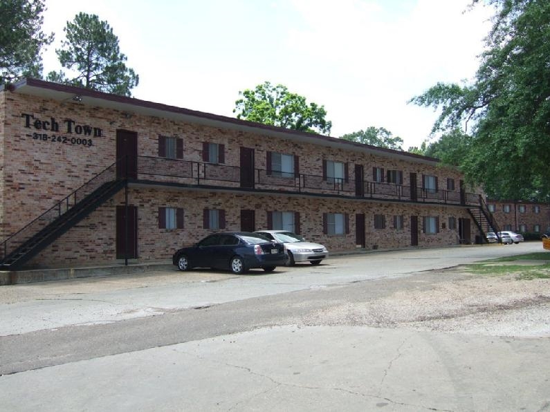 Tech Town in Ruston, LA - Building Photo