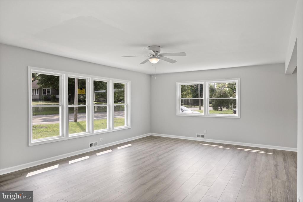 100 N Burlington Rd in Bridgeton, NJ - Building Photo