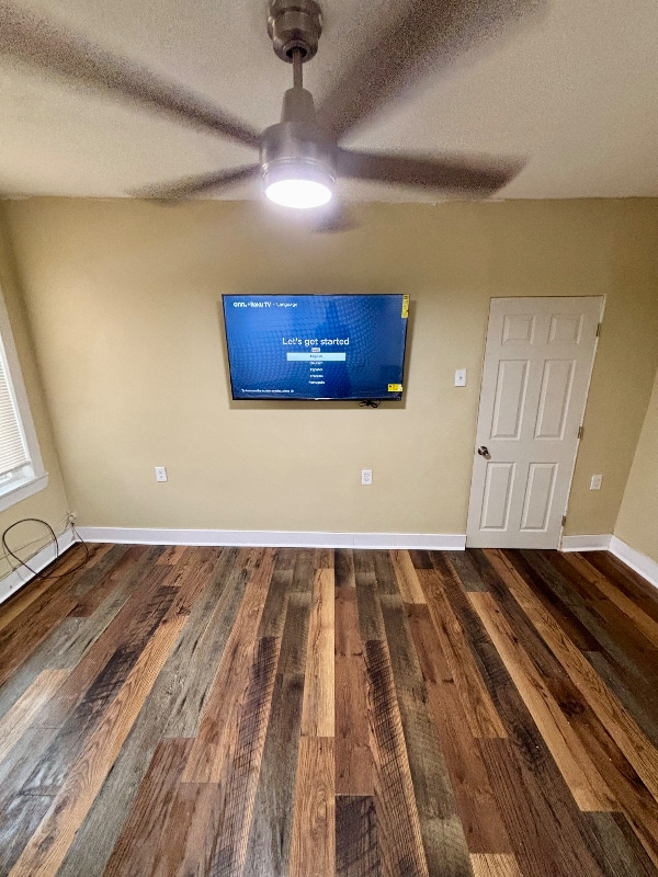 property at 1514 W Champlost Ave