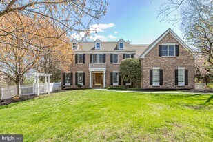 497 Christopher Dr in Princeton, NJ - Building Photo