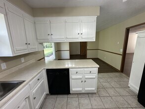 341 Hickory Dr in Old Hickory, TN - Building Photo - Building Photo