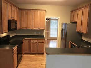 5705 Beargrass Ln in Raleigh, NC - Building Photo - Building Photo