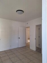 1226 Sesame St in Opa Locka, FL - Building Photo - Building Photo