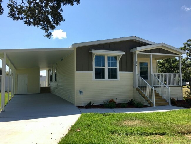 146 Highland Dr in Leesburg, FL - Building Photo - Building Photo