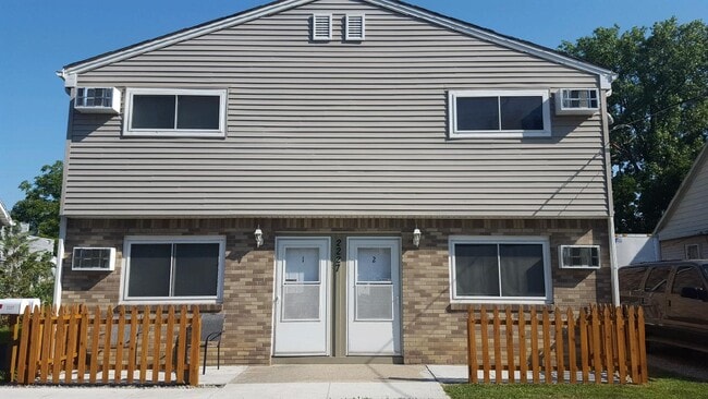property at 2227 Seaman St