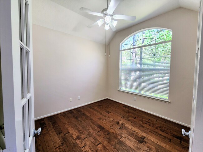 property at 11 Cider Mill Ct