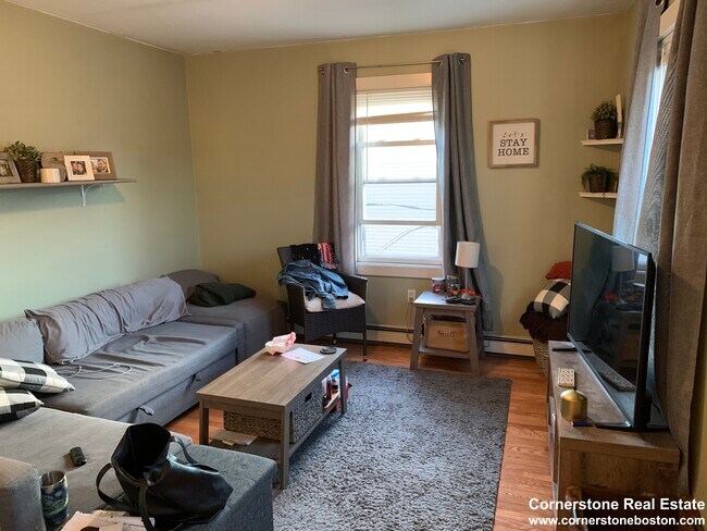 65 Preble St, Unit 3 in Boston, MA - Building Photo - Building Photo