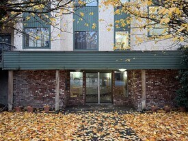 45744-45744 Spadina Ave in Chilliwack, BC - Building Photo