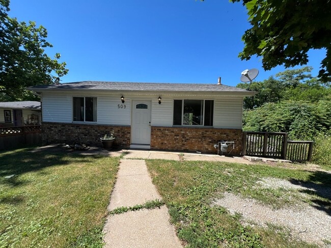 property at 509 Scenic Park Dr