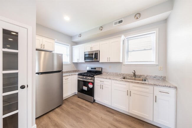 property at 1 Stegman Ct