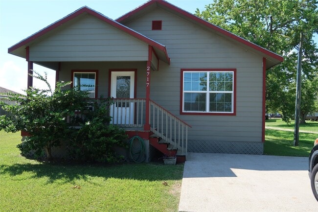 property at 2717 Avenue D