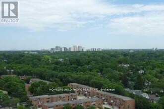 103 The Queensway in Toronto, ON - Building Photo - Building Photo