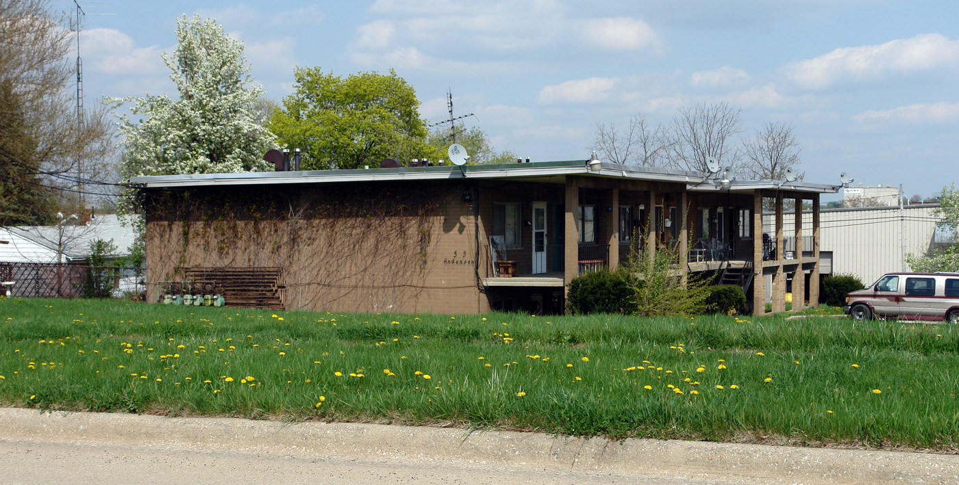 575 Anderson Ave in Akron, OH - Building Photo