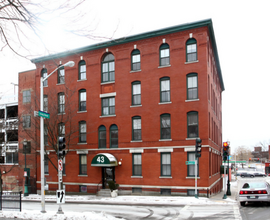 43 Austin St in Worcester, MA - Building Photo - Building Photo