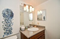 8517 Hearth Dr photo'